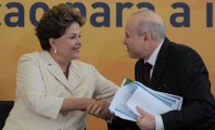 Mantega e Dilma serão mestre-sala e porta-bandeira da escola carioca