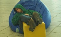Estudante, que estava dormindo quando a greve começou, encontra-se preso na BU
