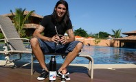 Loco Abreu durante tratamento de mais uma lesão muscular