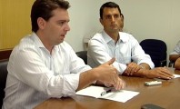 "Me joga na Ponta do Coral e me chama de irregular, seus lindos"